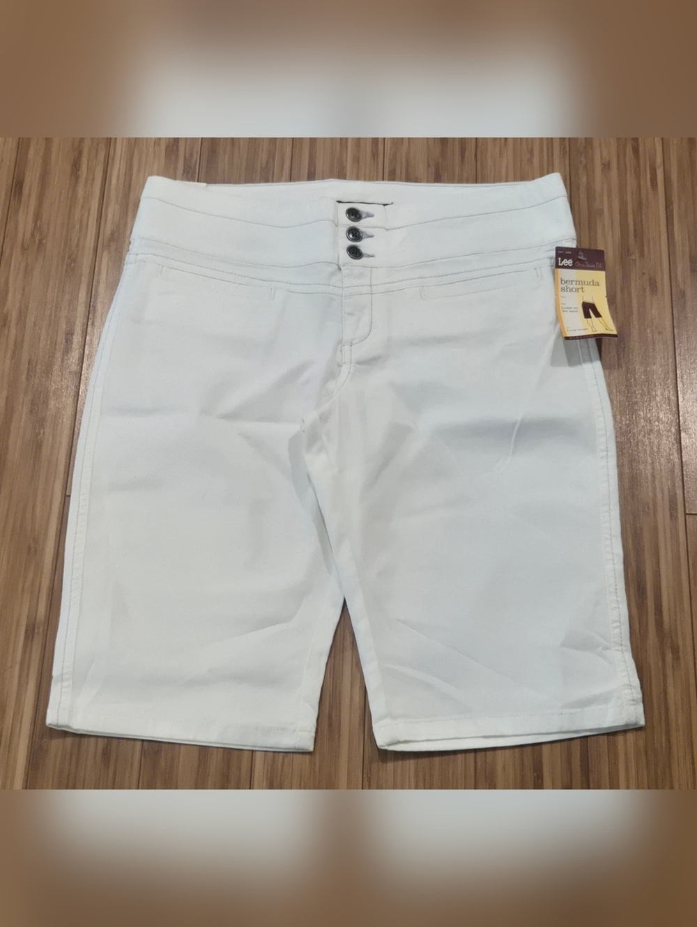 NWT Lee White Bermuda Shorts with Triple Button Waist